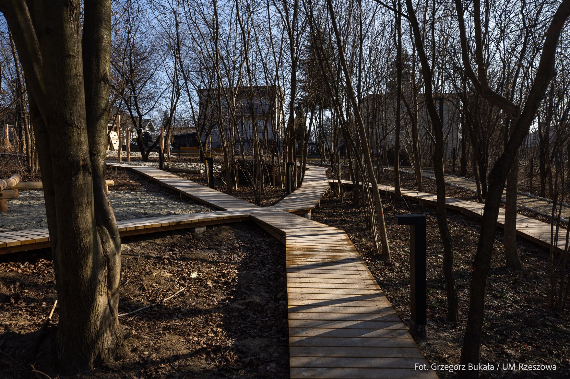 zdjęcie nowego parku w rejonie ulic Gajowej i Szkolnej w Rzeszowie, fot. Grzegorz Bukała, Urząd Miasta Rzeszowa